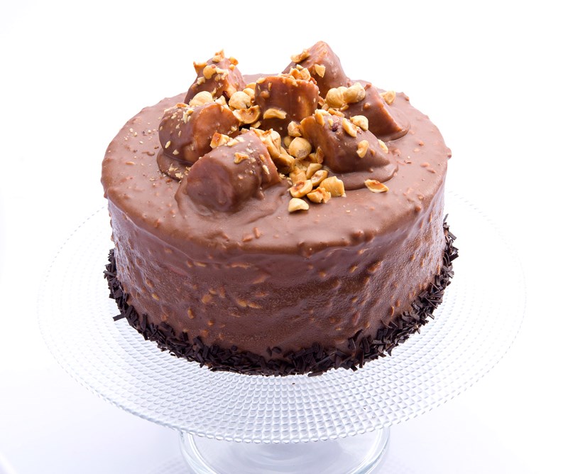 Çikolatalı Muzlu Fındıklı Pasta